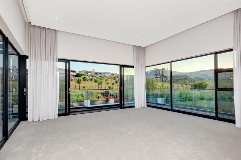6 Bedroom Property for Sale in Clara Anna Fontein Western Cape